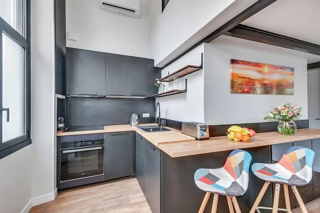 Vakantiehuis Brp Cannes Center, Eight-Bedroom Luxury Apartments