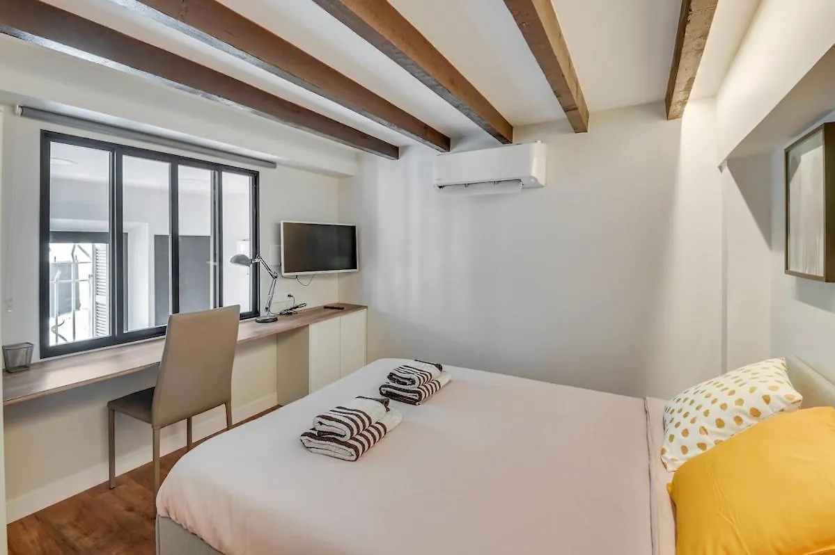 Holiday home Brp Cannes Center, Eight-Bedroom Luxury Apartments